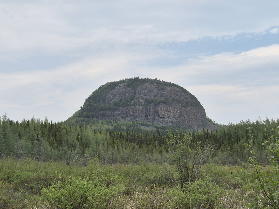 Mount Chemnis